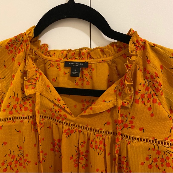 Ann Taylor / Blouse - Picture 2 of 5